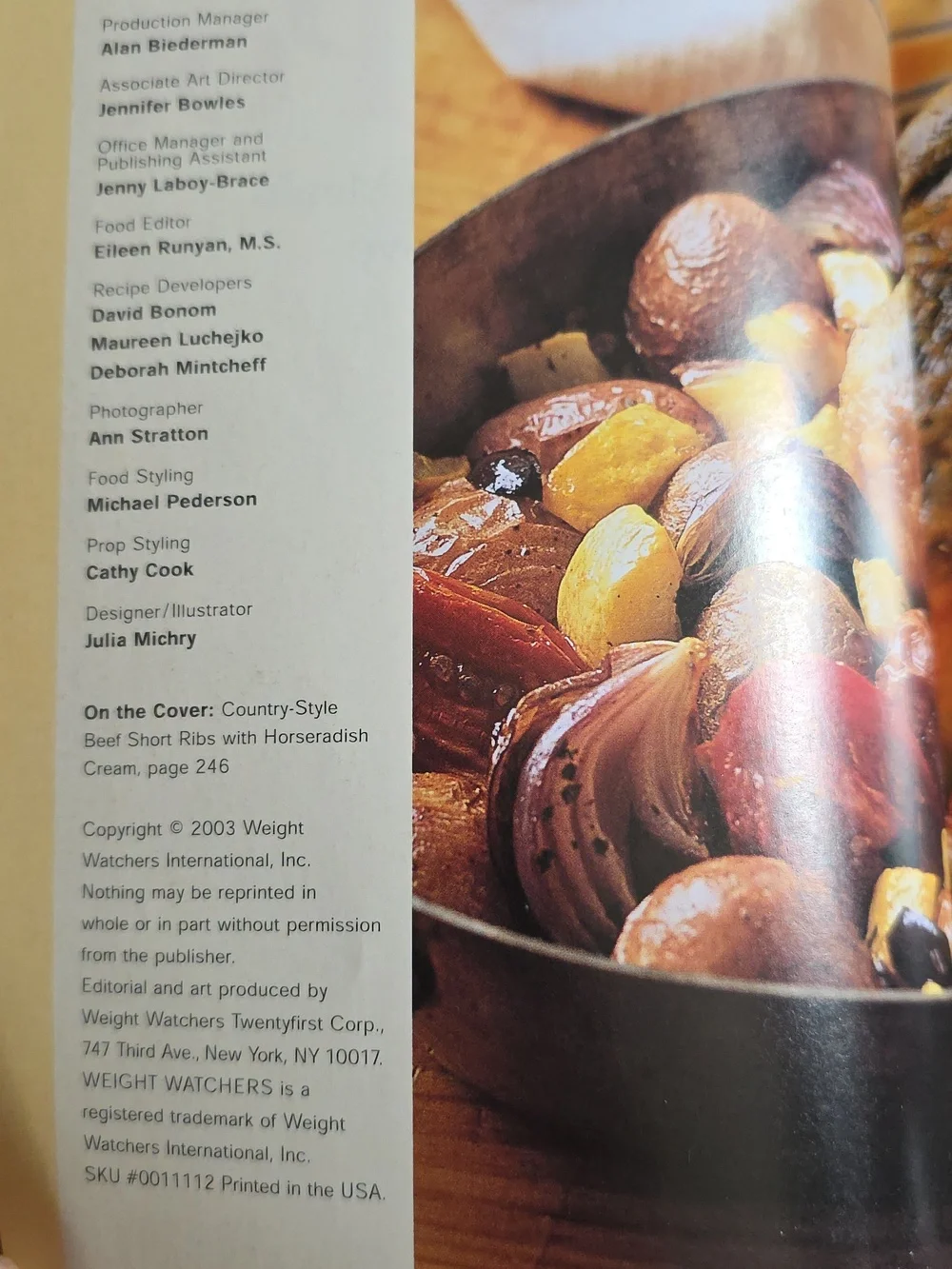 Weight Watchers In One Pot Cookbook - 2003 Vintage